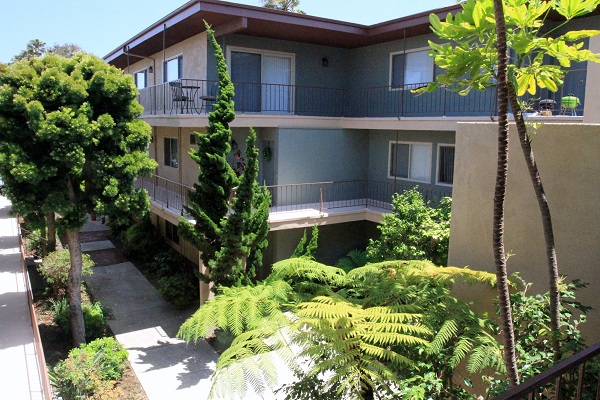 Lushly Landscaped Courtyard