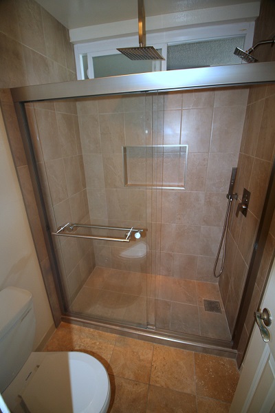 Brand new shower wih Rainshower head, hand held and standard heads